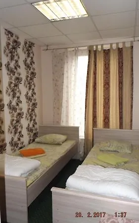 Port Hostel *